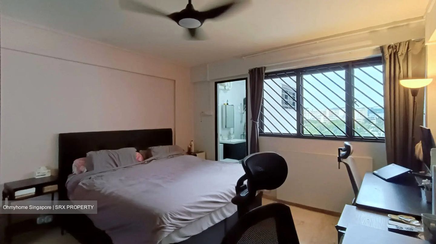 Blk 242 Serangoon Avenue 3 (Serangoon), HDB 4 Rooms #560949981